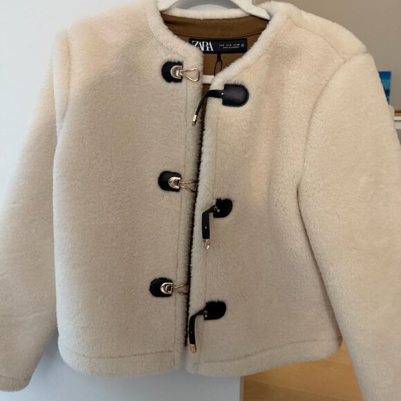 Zara Faux Fur Clasp Jacket - Picture 2 of 4